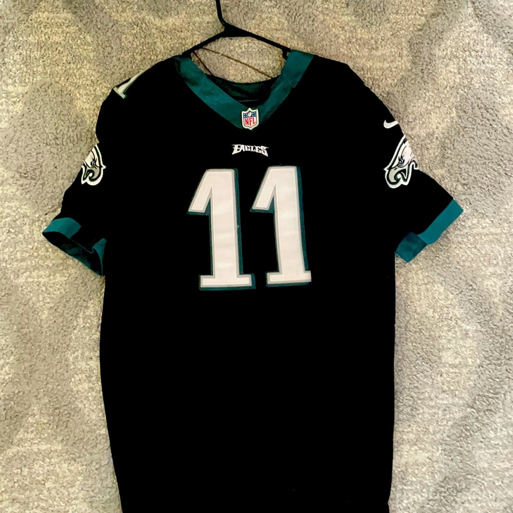 Eagles Jersey. Like New. Carson Wentz #11. Black